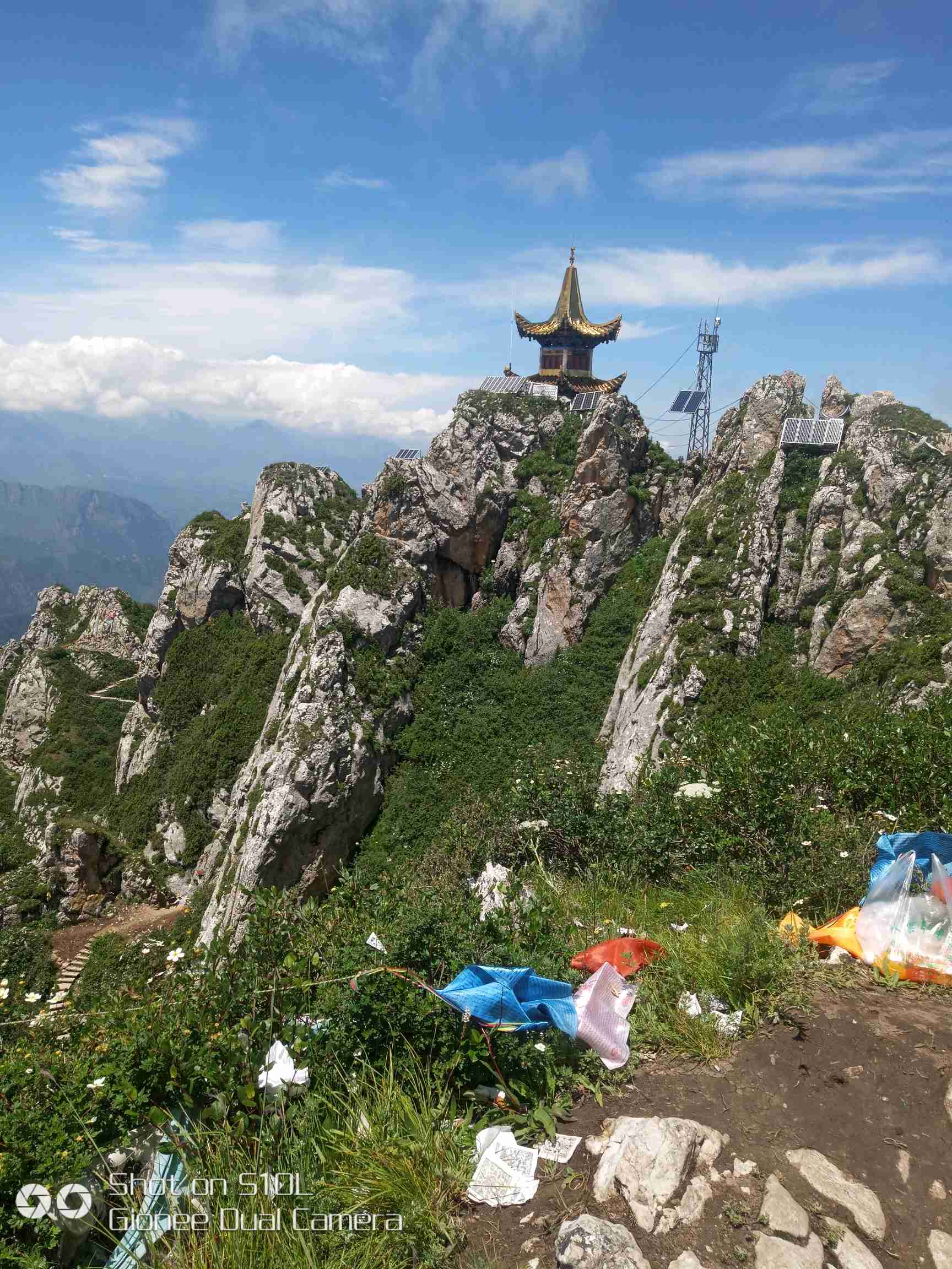 甘肃莲花山风景旅游