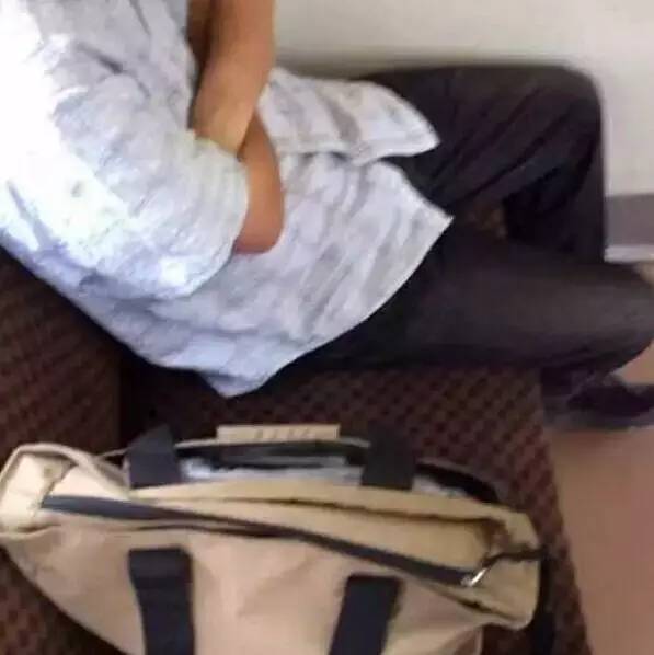 地铁上最讨厌的几种人 90%的上海人都遇过!