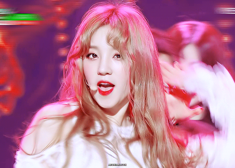 都说宋雨琦瘦身成功,当穿起