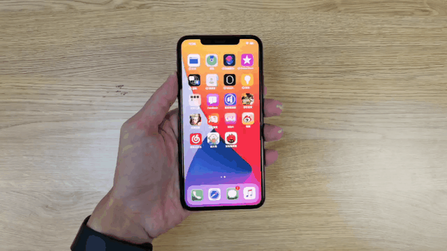 iphone 11 pro,iPhone 13 pro max 凉了,iphone 11 pro max这次彻底输了