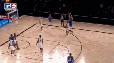 16分大逆转!掘金险胜快船大比分2-3 穆雷26分小卡空砍