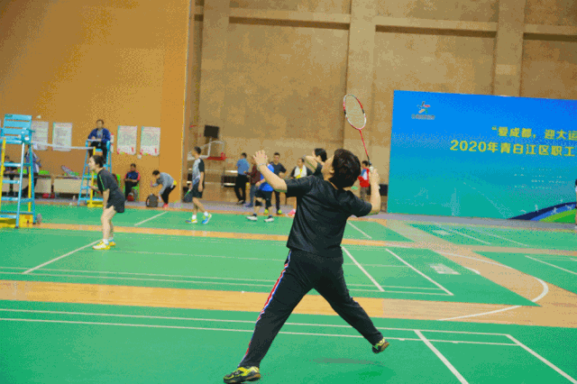 运动小知识|奥运冠军教你get正确羽毛球健身技巧!