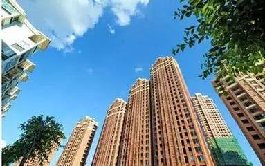 房价又抬头？！多地政策再收紧 楼市接下来怎么走...
