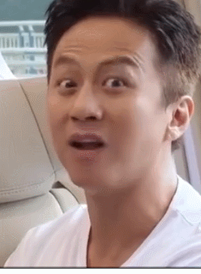 邓超模仿曾小贤搞怪挤出表情包我却被他的眼神吸引了