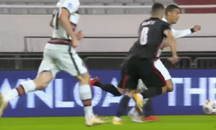 结束的一场欧国联第6轮比赛中,葡萄牙男足在落后一球的情况下完成逆转