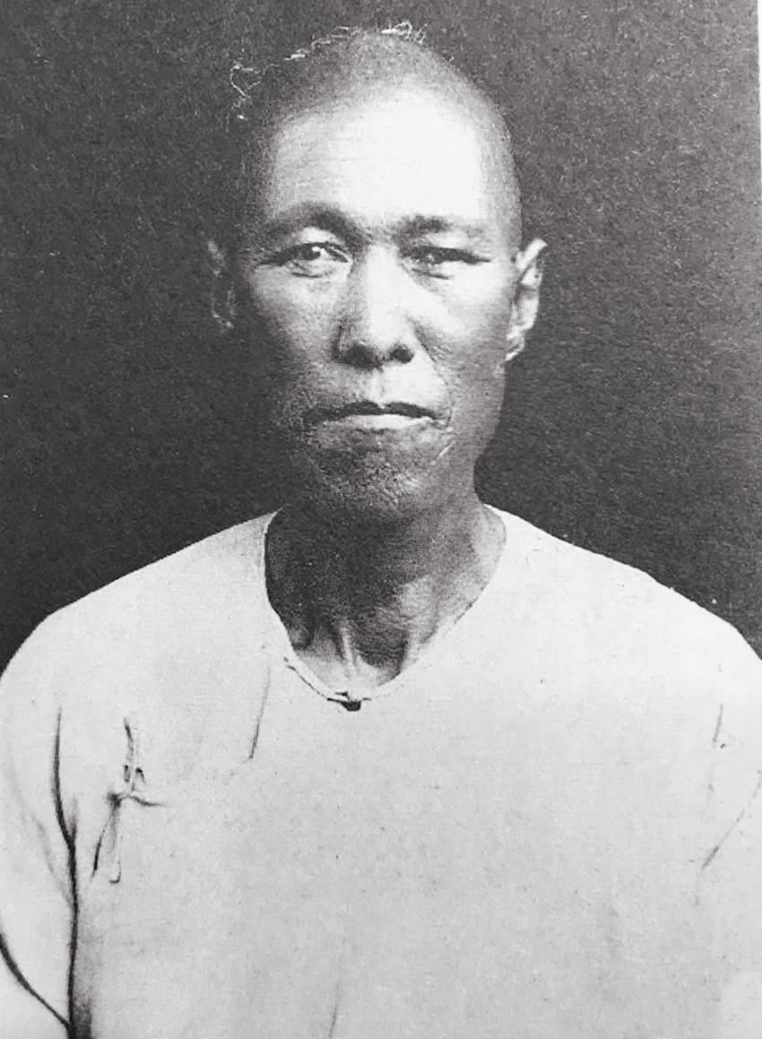 老照片还原晚清太监真容褪去官服也不过是普通人