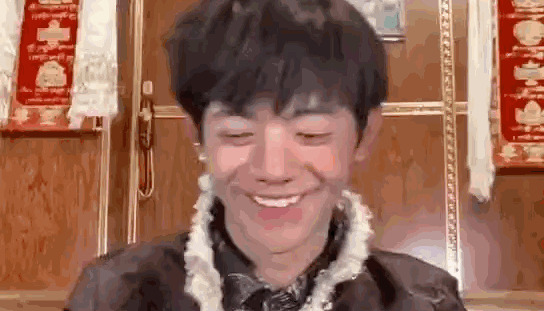 丁真那些年留过的发型:长发,短发,泡面头,长得好看就!