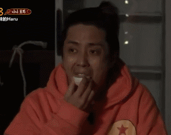 以为他又丑又穷,没想到富得娱乐圈找不到第二位?
