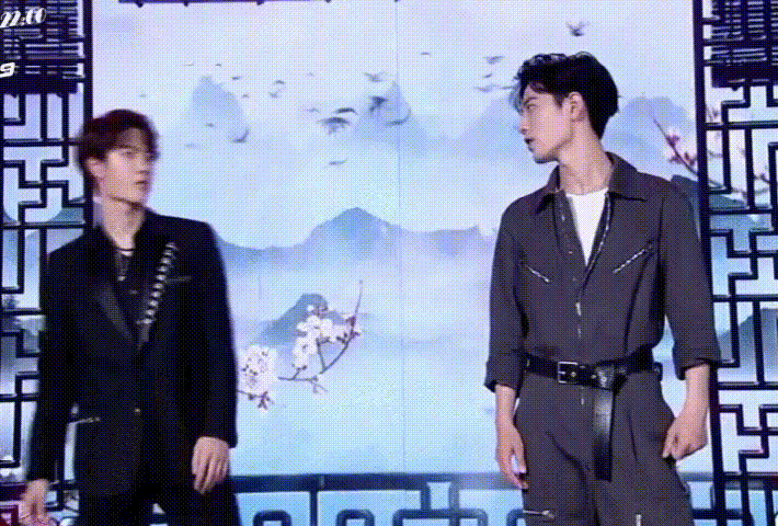 《星光大赏》官宣,肖战,王一博榜上有名,同台合作却仍