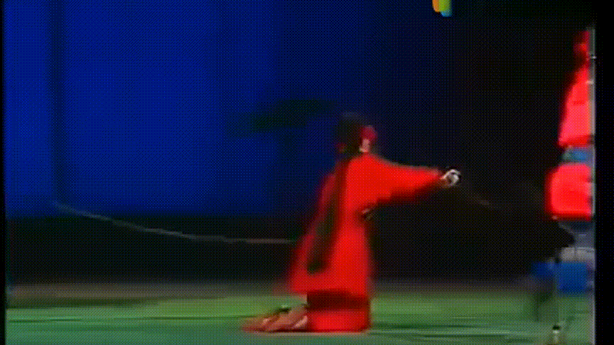 游西湖·杀生》剧情介绍《鬼怨·杀生》是秦腔名剧《游西湖》中的一场