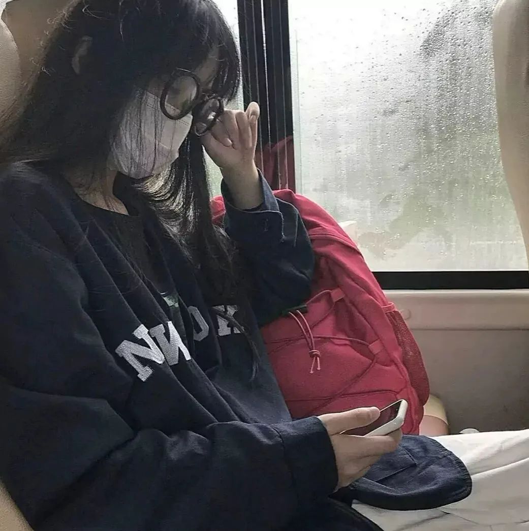 伤感头像:0102适合分手用的伤感微丧女生头像