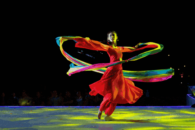 艺术,有较好的沟通能力,形象气质佳1,年龄在4-14岁之间,在声乐,舞蹈