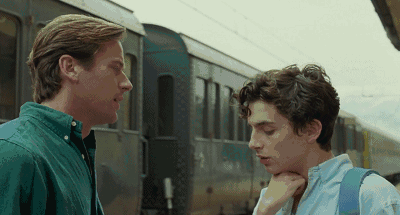 犹记得三年前,一部《call me by your name》令他一夜爆红.