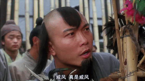 当年李连杰的这部电影曾调动了一个营的兵力当群演然而却票房惨败