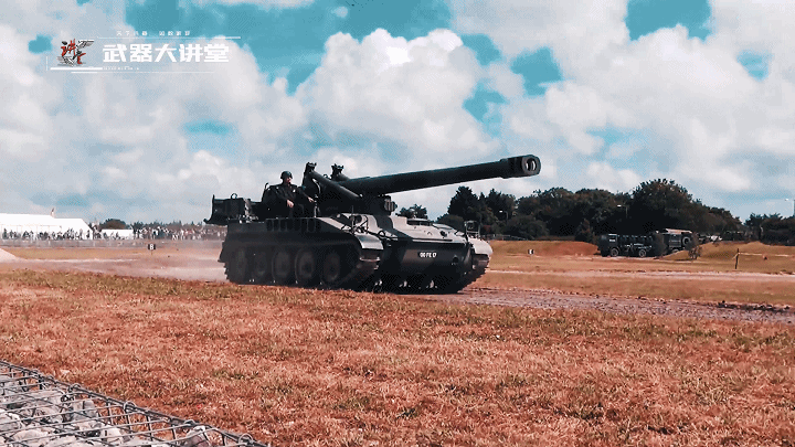 战后巨炮的代表,口径达到203mm的m110重型自行榴弹炮