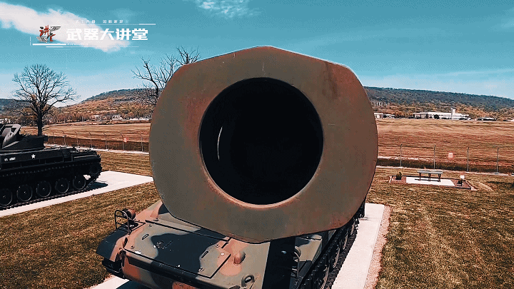 战后巨炮的代表,口径达到203mm的m110重型自行榴弹炮