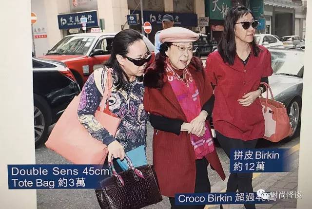 背了700多个爱马仕,她终于换包了