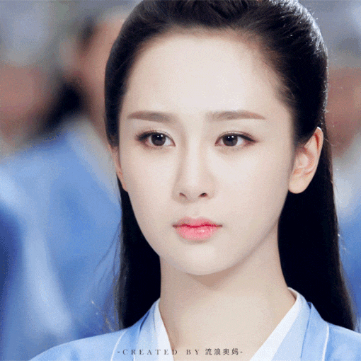 杨紫的蓝衣陆雪琪杨幂的蓝衣白浅这些蓝衣美人让人惊鸿一瞥