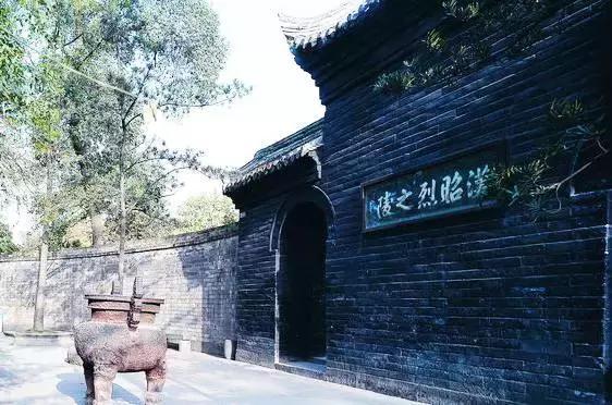 新津有多少人口_新津花舞人间图片(3)