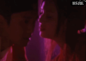 周星驰人红戏多,张柏芝,朱茵,巩俐等一个时代的女神都被他吻过