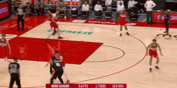 韦少四分卫式长传连线八村垒得分.