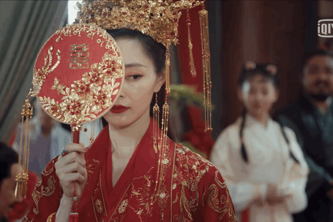 "倒追"郭麒麟,和胡歌炒cp:这个当红小花,被骂到深夜道歉!