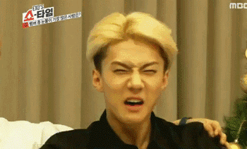 壁纸吴世勋|目光相遇时心叮叮当当像悬挂的风铃被轻轻