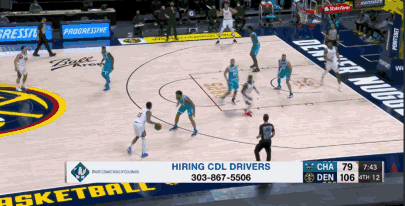 昨天掘金vs黄蜂的比赛中有这么一球: 小迈克尔·波特在出手三分后