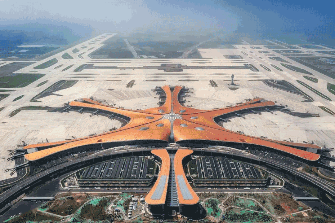 北京大兴国际机场大兴机场在扎哈的手中,依旧延续了她的"内核"