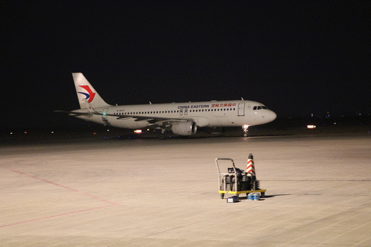 嘉峪关机场历史上首次迎来过夜飞机进驻