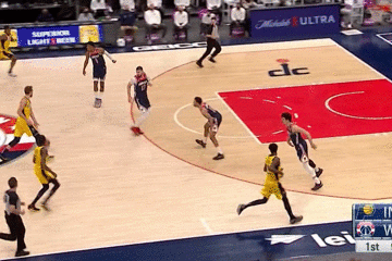 这是他生涯第4次完成这一壮举,超越奥斯卡-罗伯特森以及魔术师约翰逊