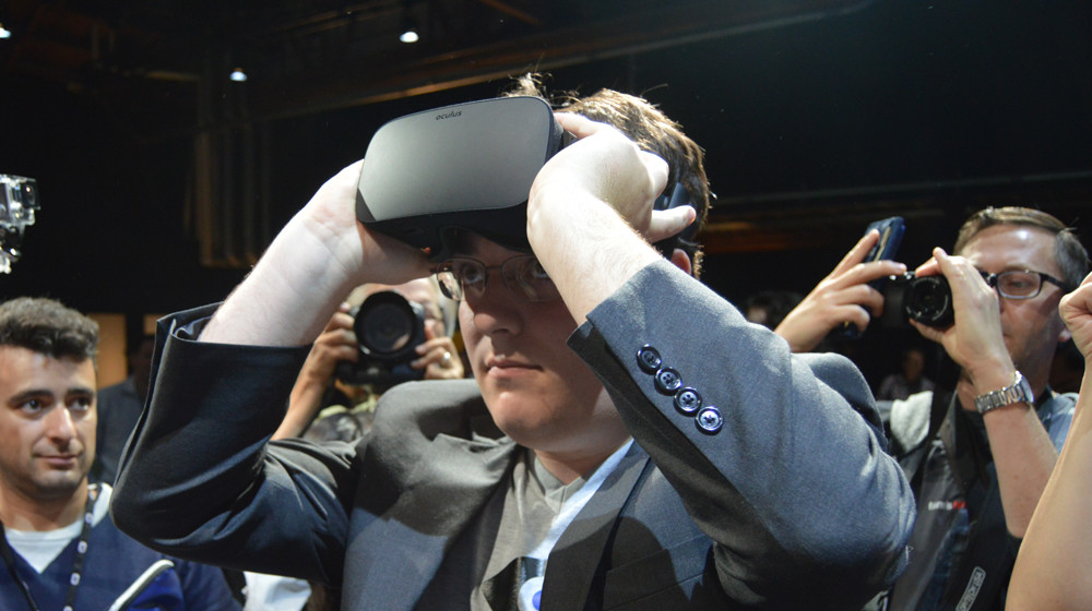 地球上最成功的90后 Oculus创始人离开Facebook