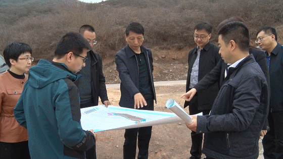 交口:刘惠民 李刚就经济开发区重点工作进行调研