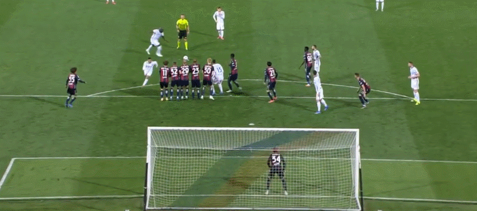 出场阵容 博洛尼亚(4-2-3-1):34-拉瓦利亚,14-富安建洋(29-德希尔