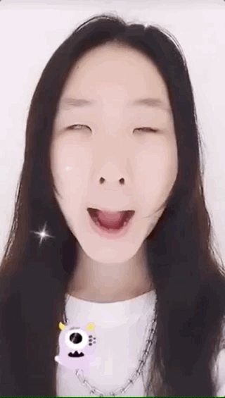 许老大晒搞怪表情包,小s爆料女儿不听话时,就当金高银