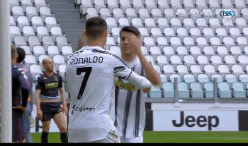 尤文残暴反击:17分钟2球!c罗1米空门不进,照样笑开了花