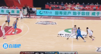 刘传兴15投10中砍20分13板4盖帽攻防压制哈达迪