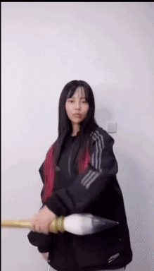 黑蒜姐开始走颜值路线?成功转型coser涨粉至百万_腾讯新闻