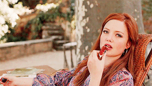 《梅尔罗斯》benedict cumberbatch主演的英剧《梅尔罗斯》也有相当