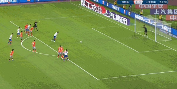gif费莱尼点球破门山东泰山21深圳队