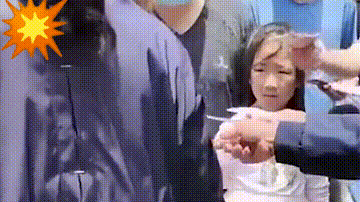 说实话,隔着屏幕看到满地的钱我都感觉心疼.