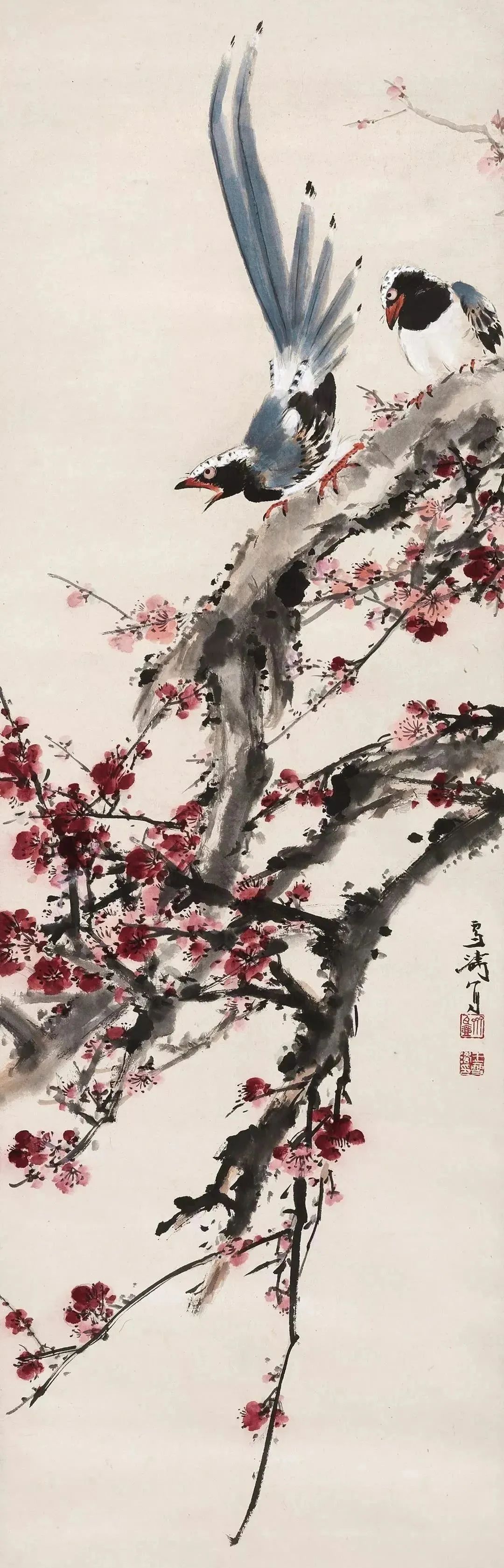 既有大写意的气魄,又有工笔画的细腻,被人们称之为小写意花鸟画,他是