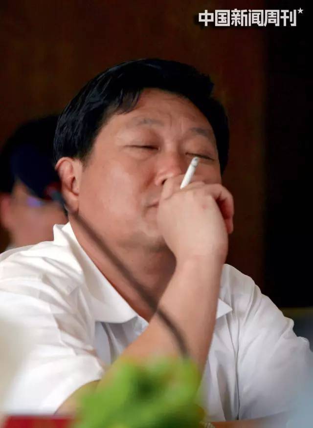 神秘商人杨凯:一夜蒸发320亿港币辉山乳业掌门人