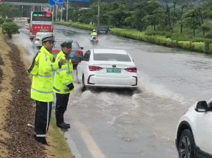 双台风共舞7号台风查帕卡明天在珠海到茂名沿海登陆时间是