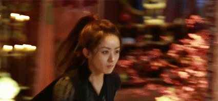 赵丽颖离婚1个月后近况曝光进组拍戏都带着儿子背后原因令人心酸