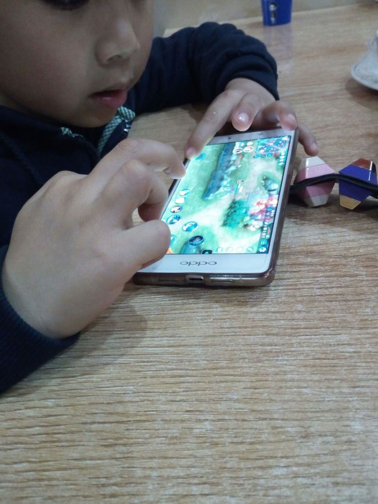 王者荣耀小学生打了五千多场排位,这胜率我服