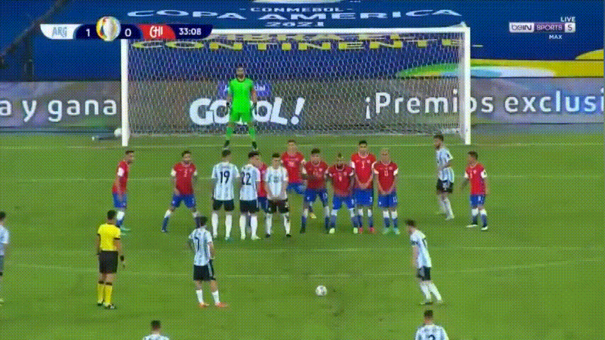 美洲杯梅西再出踢出金典任意球超越c罗以57粒占据榜首成为第一人