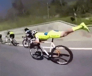 别说了,这画面感太强了,我已经准备和女朋友分手了,太恐怖了!