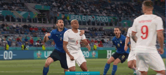 欧洲杯gif速递意大利成首支晋级淘汰赛球队贝尔失点助攻梅开二度