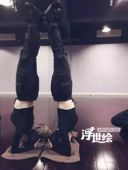 粗腿、麒麟臂…一面镜子究竟害了多少明星(组图)